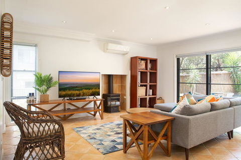 Spacious Home In The Heart Of Avalon Beach - Hotel Gold Coast 3