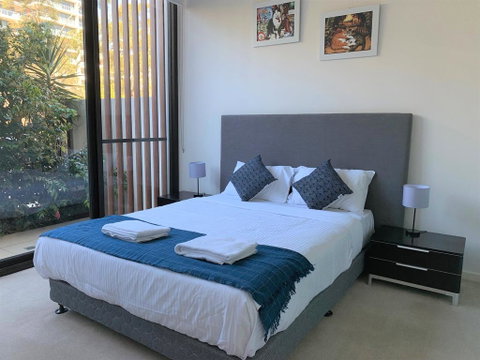 Spacious&Cozy 1 Bedroom + 1 Bathroom Zetland APT - Hotel Gold Coast 2