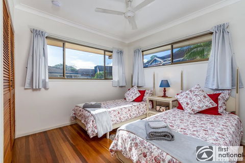 Spoil Yourself With The Perfect Position Of This First Floor Unit - Hotel Gold Coast 2