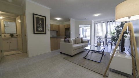 Spring Hill With Pool - Hotel Gold Coast 2