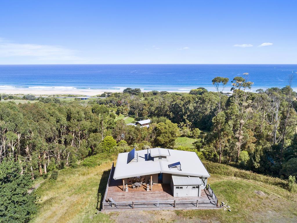 Skenes Creek North VIC Hotel Gold Coast