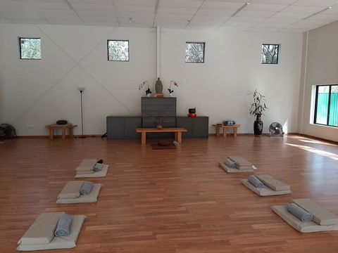 Springwood Meditation Centre - Hotel Gold Coast 3