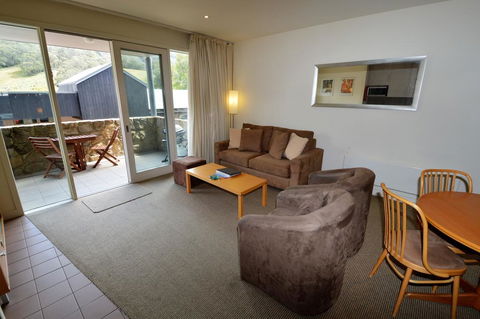 Squatters 1 - Hotel Gold Coast 1