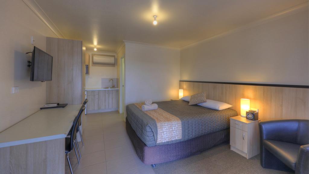 Flagstone Creek QLD Hotel Gold Coast