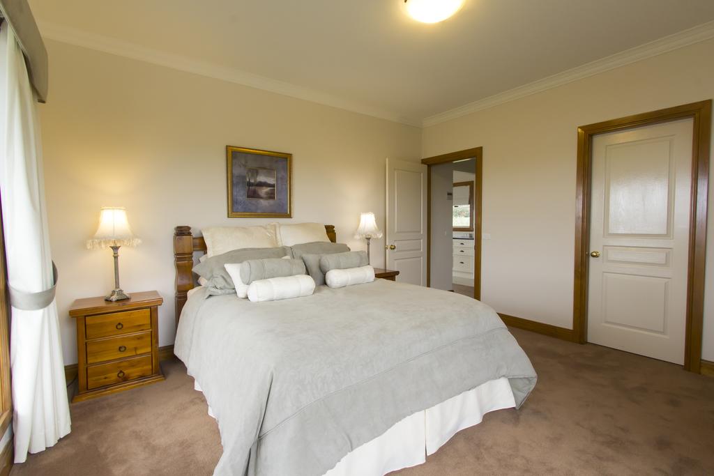 Macquarie Marshes NSW Hotel Gold Coast