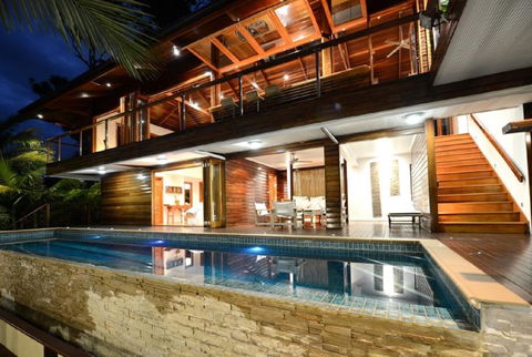 Stu's Lookout - Hotel Gold Coast 2