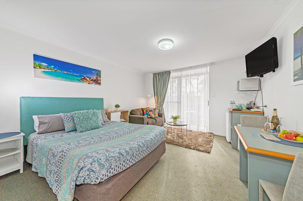 Silver Sands WA Hotel Gold Coast