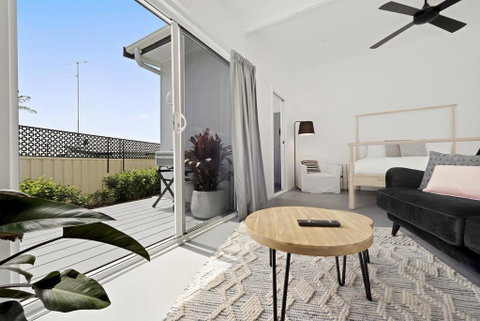 Studio Ocean Breeze @ Huskisson - Hotel Gold Coast 2