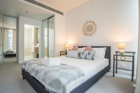STUNNING Luxury 2beds2bathAPT @CBD (Haymarket) - Hotel Gold Coast 2