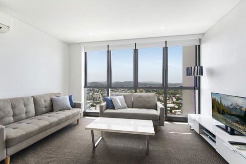 Stunning Views On The 41st Floor - Hotel Gold Coast 0