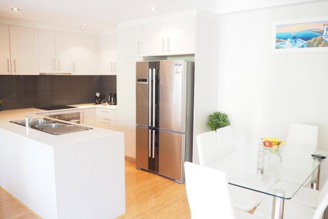 Stylish 2x2 W/ Carpark In Perth - Hotel Gold Coast 3