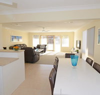 Sunbakers - Hotel Gold Coast