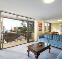 Sundek 18 - Hotel Gold Coast