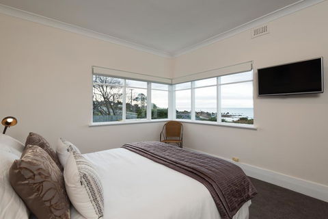 Sunrise At Penguin - Hotel Gold Coast 3