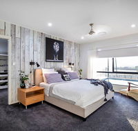 Sunset Penthouse Couples Retreat close to Airlie Beach Champagne on arrival - Hotel Gold Coast