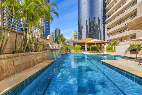 Super Convenient Apartment With Garden Views - Hotel Gold Coast 2