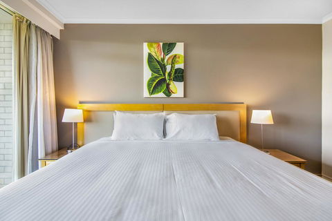 Super Convenient Apartment With Garden Views - Hotel Gold Coast 1