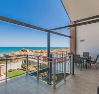 Surf and Sun in Silver Sands - Hotel Gold Coast