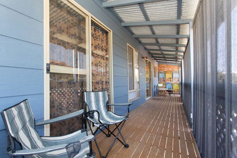 Surf And Sunsets, Beach Holiday Home Mandurah - Hotel Gold Coast 0