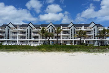 Surfers Horizons with Hotel Gold Coast