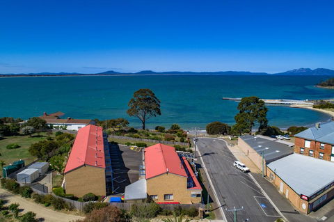 SWANSEA VILLAS - Hotel Gold Coast 1