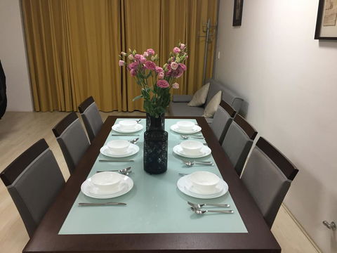 Sydney CBD Family Home - Hotel Gold Coast 2
