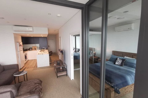 Sydney Olympic Park Luxury Apartment - Hotel Gold Coast 0