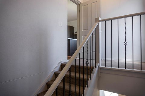Tasha's Apartments On Kerry - Hotel Gold Coast 3