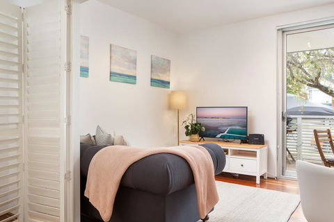 Tasteful Apartment With Balcony In Cammeray - Hotel Gold Coast 1