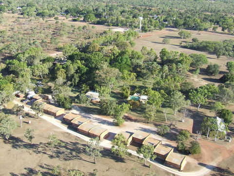 Territory Manor Motel & Caravan Park - Hotel Gold Coast 1