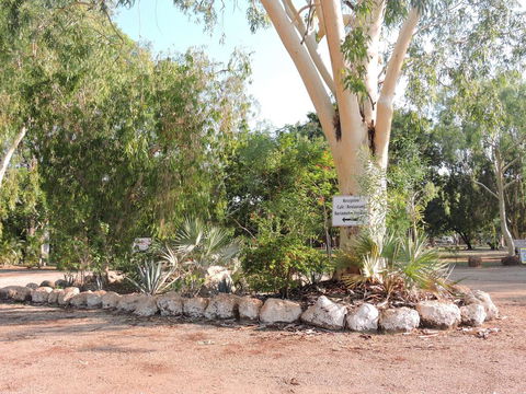 Territory Manor Motel & Caravan Park - Hotel Gold Coast 2