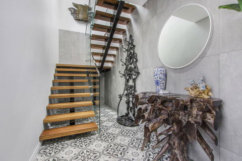The Apartment, Metung - Hotel Gold Coast 2