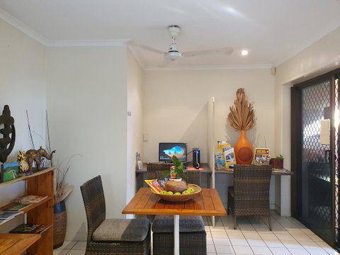 The Balinese - Hotel Gold Coast 3