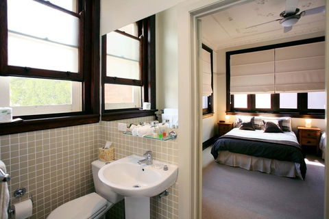 The Bank Guesthouse - Hotel Gold Coast 0