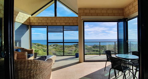 The Beach House - Port Bouvard - Hotel Gold Coast 0