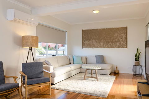 Penguin Beach House - Hotel Gold Coast 14