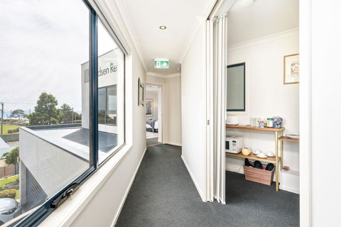 Madsen Retreat - Hotel Gold Coast 13