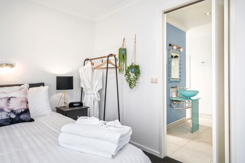 Madsen Retreat - Hotel Gold Coast 26