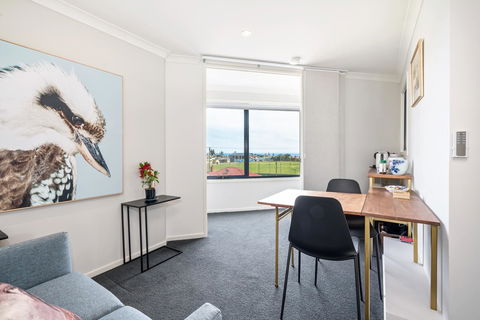 Madsen Retreat - Hotel Gold Coast 4