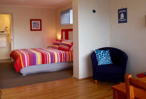 Sails On Port Sorell Boutique Apartments - Hotel Gold Coast 8