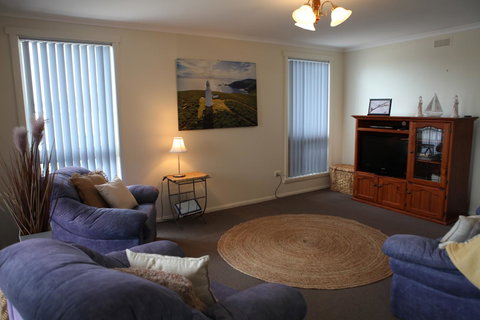 Sails On Port Sorell Boutique Apartments - Hotel Gold Coast 3