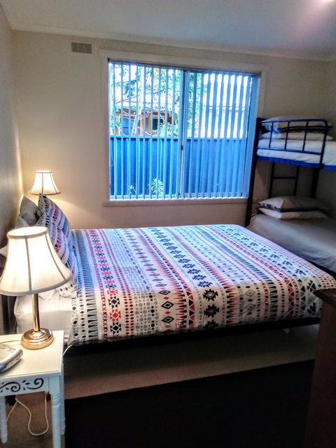 Sails On Port Sorell Boutique Apartments - Hotel Gold Coast 17