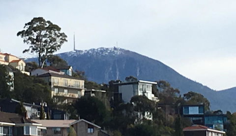 The View 2 Bed Unit With Stunning Hobart Outlook - Hotel Gold Coast 25