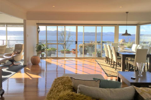 Sunrise On The Bay - Hotel Gold Coast 10