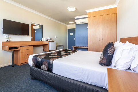 Black Buffalo - Hotel Gold Coast 6