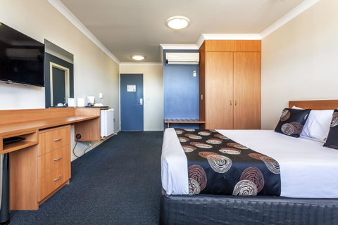 Black Buffalo - Hotel Gold Coast 4
