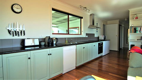 DOLPHIN LOOKOUT COTTAGE - Amazing Views Of The Bay Of Fires - Hotel Gold Coast 5