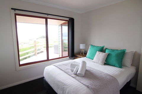 DOLPHIN LOOKOUT COTTAGE - Amazing Views Of The Bay Of Fires - Hotel Gold Coast 8