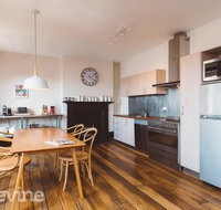 Devine Stays - Westside Apartment on Elizabeth - Hotel Gold Coast