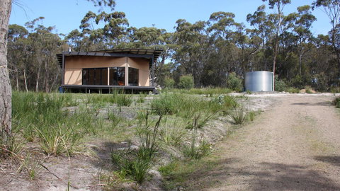 BAY OF FIRES ECO HUT Off Grid Experience At Binalong Bay - Hotel Gold Coast 20